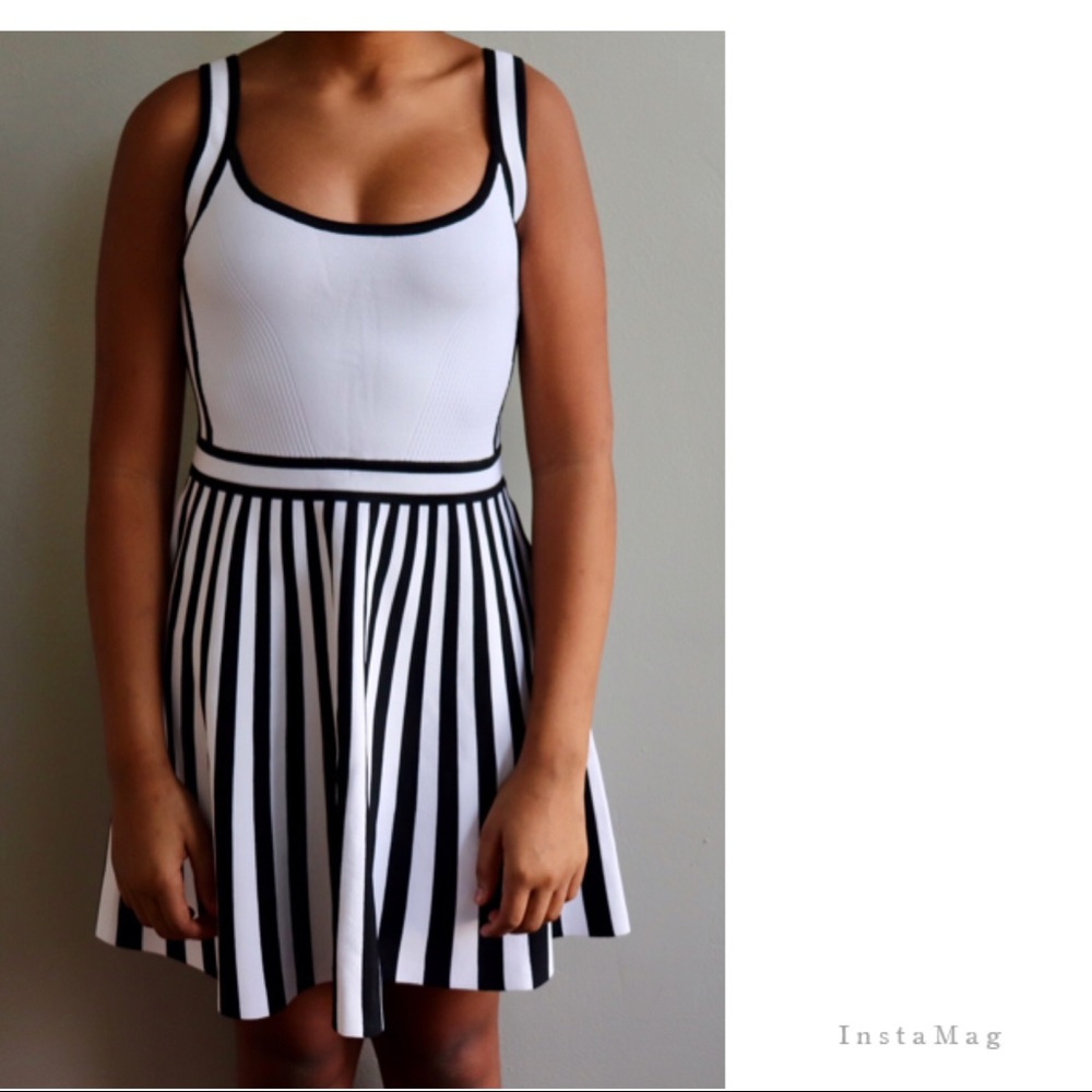 ❤️Gorgeous Guess Dress❤️